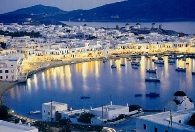 Turismo ajuda Grécia a bordejar a crise